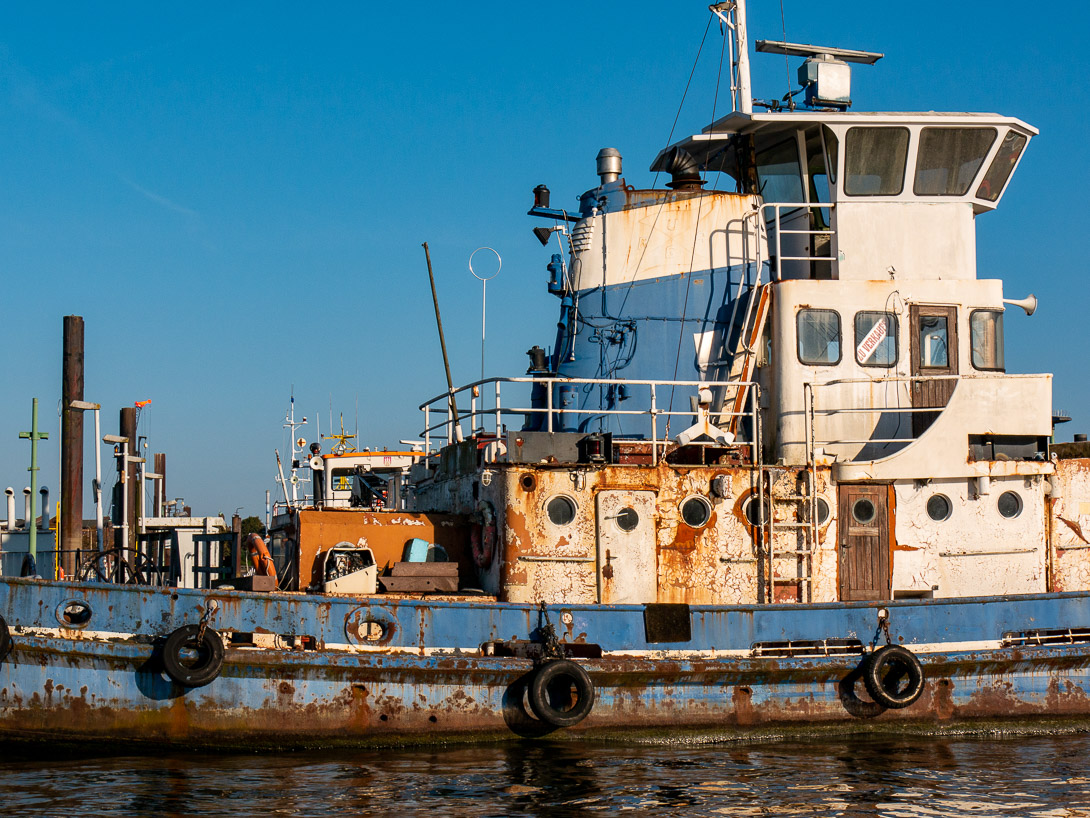 Im Hafen gibt es Schiffe zu kaufen - für 1 Mio €